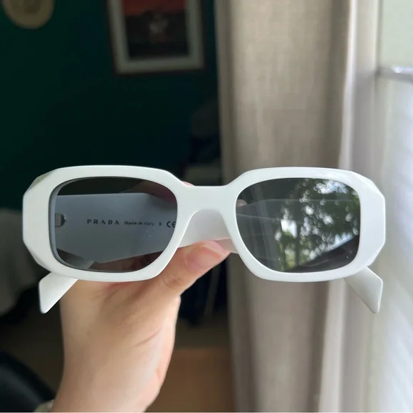 White Prada sunglasses SPR17W